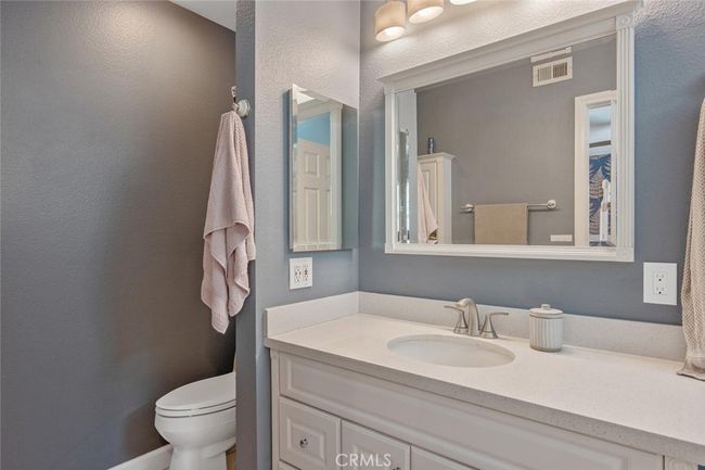 27702 Quincy St, House other with 2 bedrooms, 2 bathrooms and 2 parking in Castaic CA | Image 20