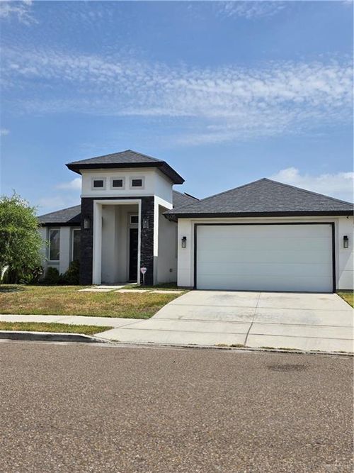 1605 E Zenith Drive, Edinburg, TX, 78542 | Card Image