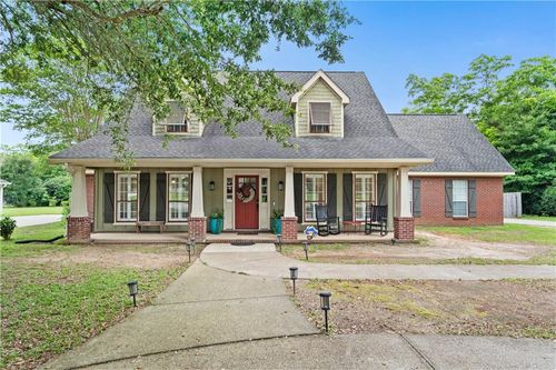 20179 Thompson Hall Rd, Fairhope, AL, 36532-4756 | Card Image