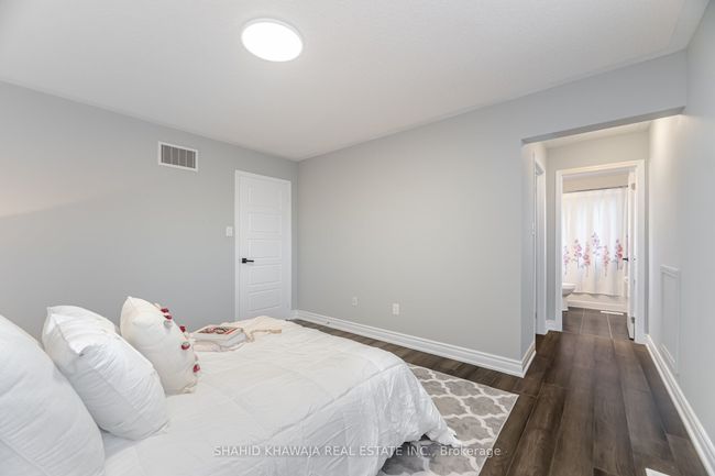 458 Pozbou Cres, House other with 6 bedrooms, 4 bathrooms and 2 parking in Milton ON | Image 26