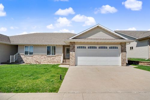 1508 1st St Se, Waverly, IA, 50677-9214 | Card Image