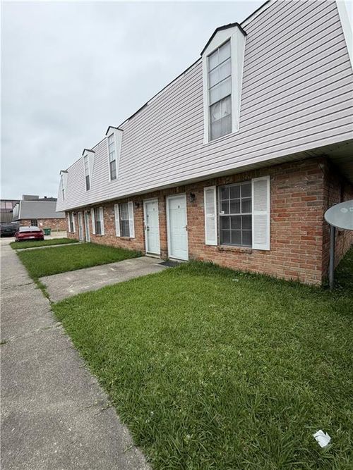 d-905 Aspen Ct, La Place, LA, 70068-3755 | Card Image