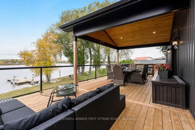 38 Tuttle Pt, House other with 3 bedrooms, 3 bathrooms and 6 parking in Johnstown ON | Image 17