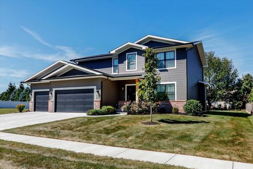 9 Brookstone Cir, Bloomington, IL, 61704-8698 | Card Image