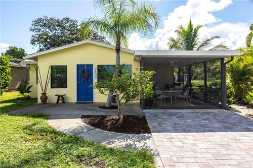 27654 Franklin St, BONITA SPRINGS, FL, 34134-3951 | Card Image