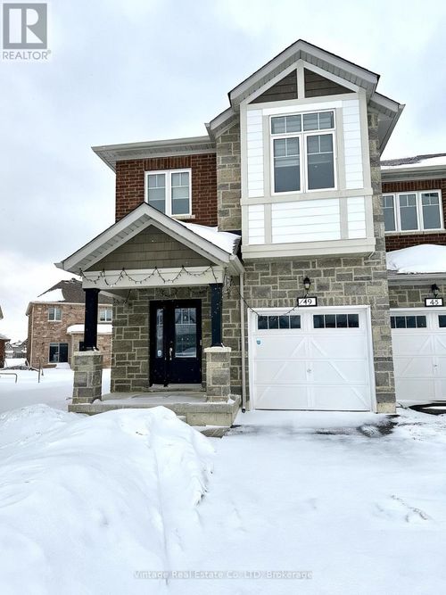 main-floor-49 Sapphire Way, Thorold (Rolling Meadows), ON, L2V0L4 | Card Image