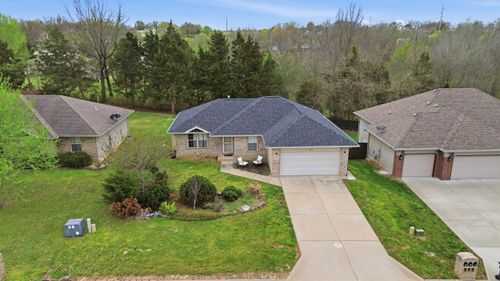 262 W Libby Drive, Springfield, MO, 65803 | Card Image