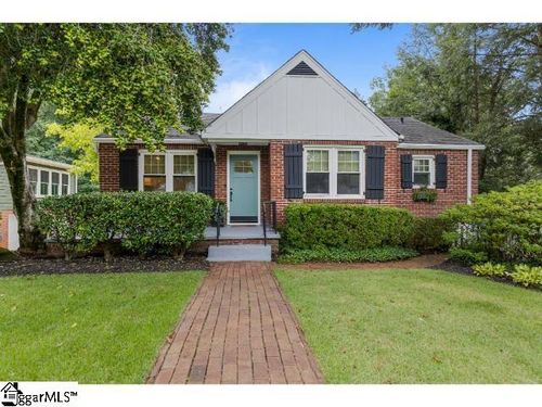 39 N Avondale Dr, Greenville, SC, 29609-4754 | Card Image