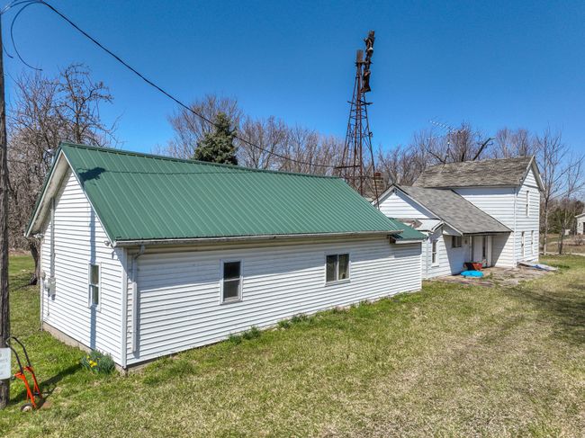 9915 Van Buren Rd, House other with 3 bedrooms, 1 bathrooms and null parking in Fowlerville MI | Image 10