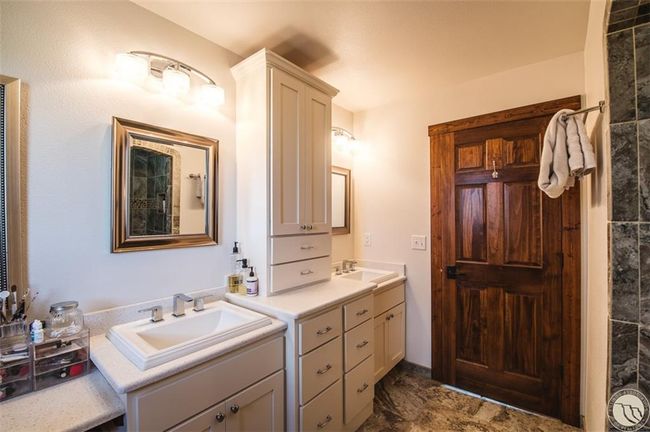 Double vanity | Image 9