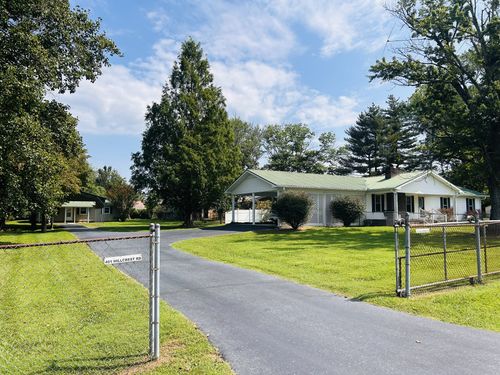 401 Hillcrest Rd, Manchester, TN, 37355-5917 | Card Image