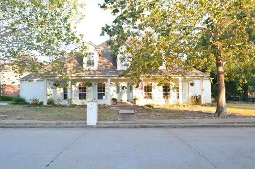 115 S Forest Ridge Boulevard, Broken Arrow, OK, 74014 | Card Image