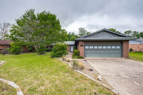 3206 Northpoint Rd, Sherman, TX, 75090-1828 | Card Image