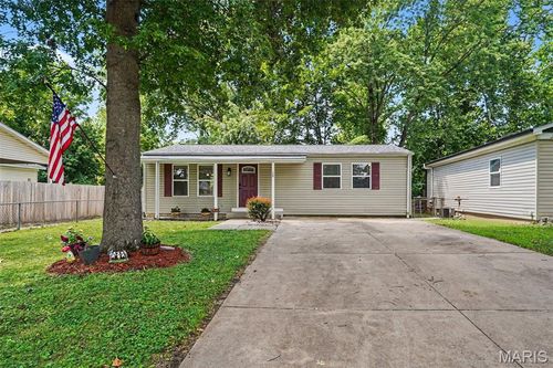 120 Cedar Ridge Dr, Pacific, MO, 63069-3405 | Card Image
