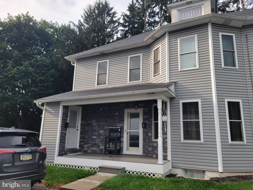 733 Nazareth Pike, Nazareth, PA, 18064-8427 | Card Image