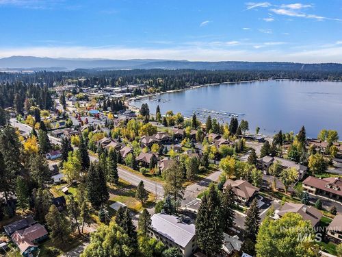10-601 Hemlock St, McCall, ID, 83638-3101 | Card Image