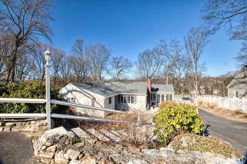 47 Creeping Hemlock Dr, Norwalk, CT, 06851-1017 | Card Image