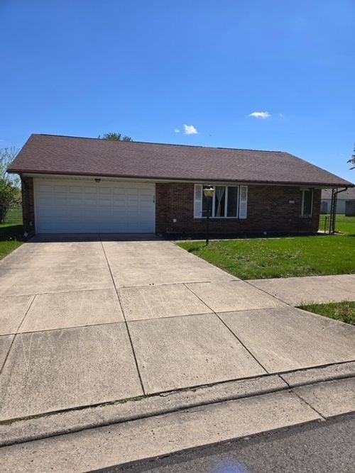 1538 Beekman Dr, Troy, OH, 45373-4612 | Card Image