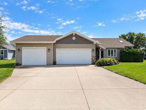 3105 Eagle Ln, Columbus, NE, 68601-6314 | Card Image
