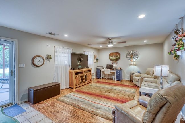 215 E Mountain View Dr, House other with 3 bedrooms, 2 bathrooms and null parking in Burnet TX | Image 20