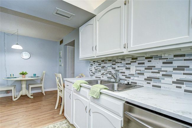 APT-211 - 4801 Airport Rd, Condo with 1 bedrooms, 1 bathrooms and null parking in ZEPHYRHILLS FL | Image 11