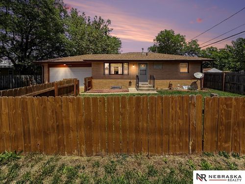 5110 Gladstone St, Lincoln, NE, 68504-2134 | Card Image