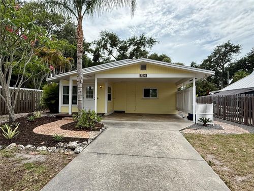 2716 Blossom Dr, SARASOTA, FL, 34239-4713 | Card Image