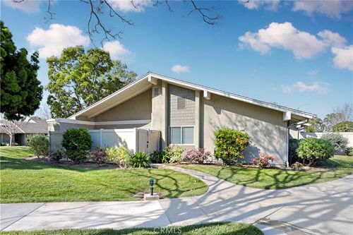 8933 Amador Cir, Huntington Beach, CA, 92646-8738 | Card Image