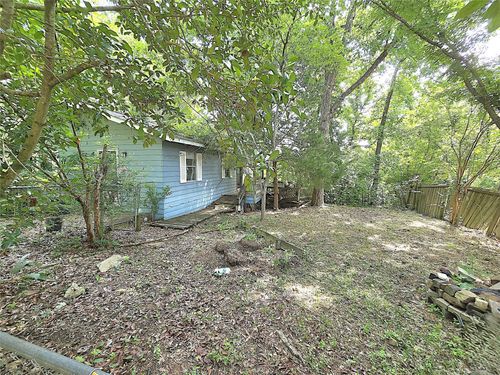 11519 Persimmon St, Willis, TX, 77318-7294 | Card Image