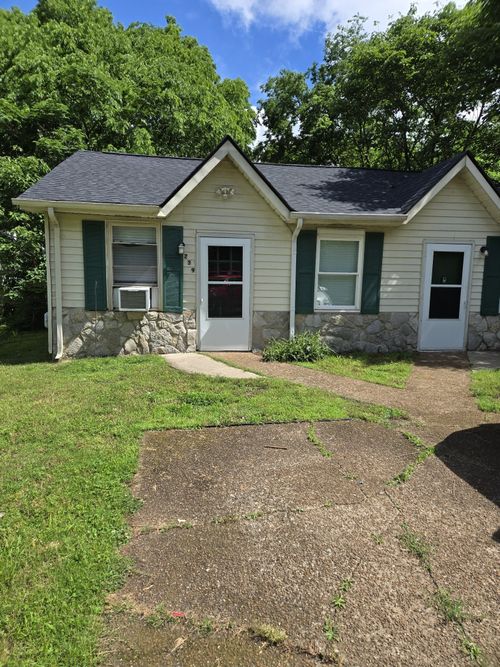 239 Elm St, Madison, TN, 37115-3908 | Card Image