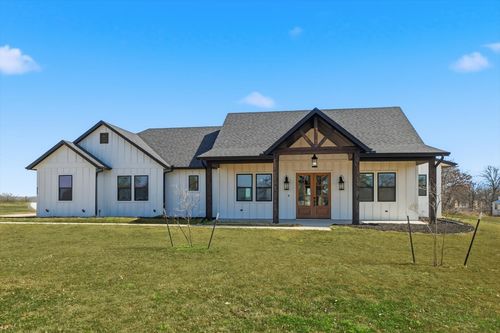 420 Zonaverde Ct, Poolville, TX, 76487-1561 | Card Image