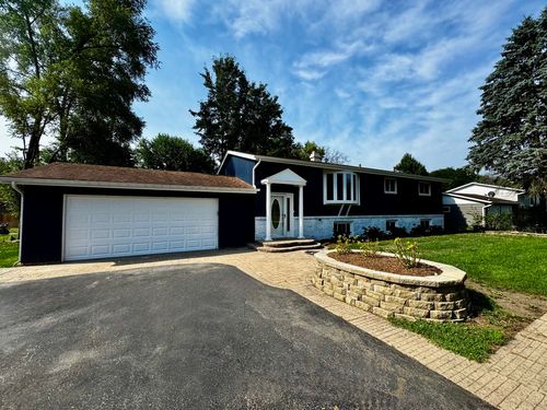 345 Souwanas Trl, Algonquin, IL, 60102-2904 | Card Image
