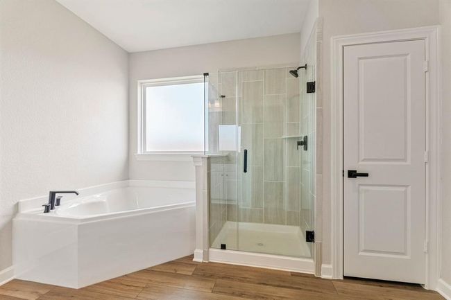 1927 June Lake Ln, House other with 3 bedrooms, 2 bathrooms and 2 parking in Iowa Colony TX | Image 9