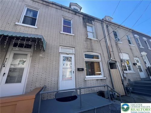 438 W Gordon St, Allentown, PA, 18102-3302 | Card Image