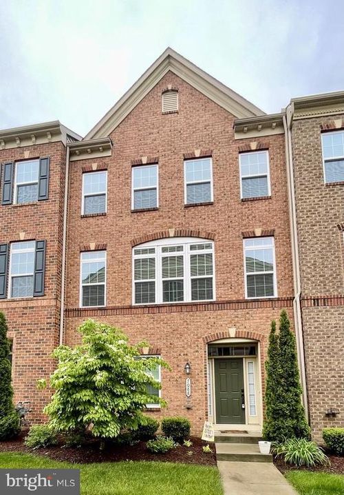 7088 Darbey Knoll Dr, GAINESVILLE, VA, 20155-3656 | Card Image