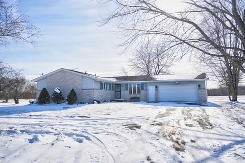 2209 Conrad Rd, Standish, MI, 48658-9136 | Card Image
