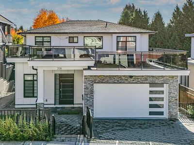 208 Blackman St, House other with 6 bedrooms, 6 bathrooms and 4 parking in New Westminster BC | Image 1