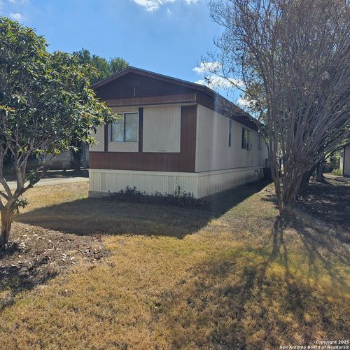 161 E Green Valley St, New Braunfels, TX, 78130-4818 | Card Image