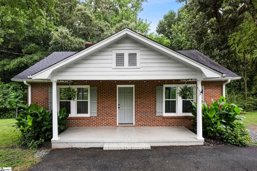 27 Maxie Ave, Greenville, SC, 29611-5928 | Card Image