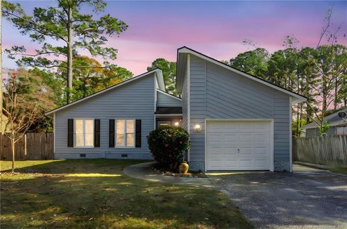 652 Dowfield Dr, Fayetteville, NC, 28311-2068 | Card Image