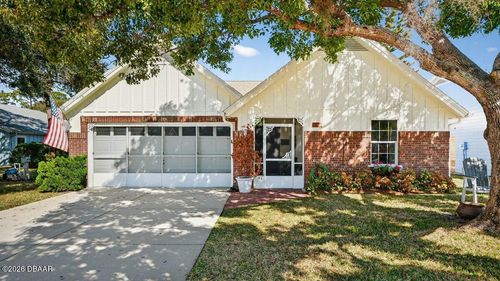 701 Pine Shores Cir, New Smyrna Beach, FL, 32168-6170 | Card Image