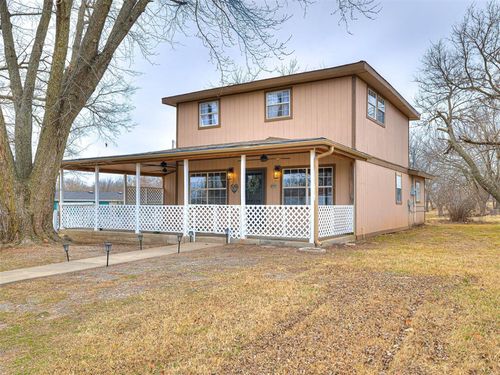 840879 S 2nd St, Stroud, OK, 74079-8144 | Card Image
