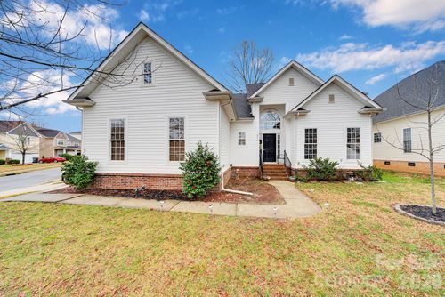 9319 Arbor Creek Dr, Charlotte, NC, 28269-0008 | Card Image