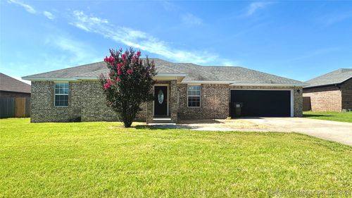 185 Laurel St, Lone Grove, OK, 73443-6158 | Card Image