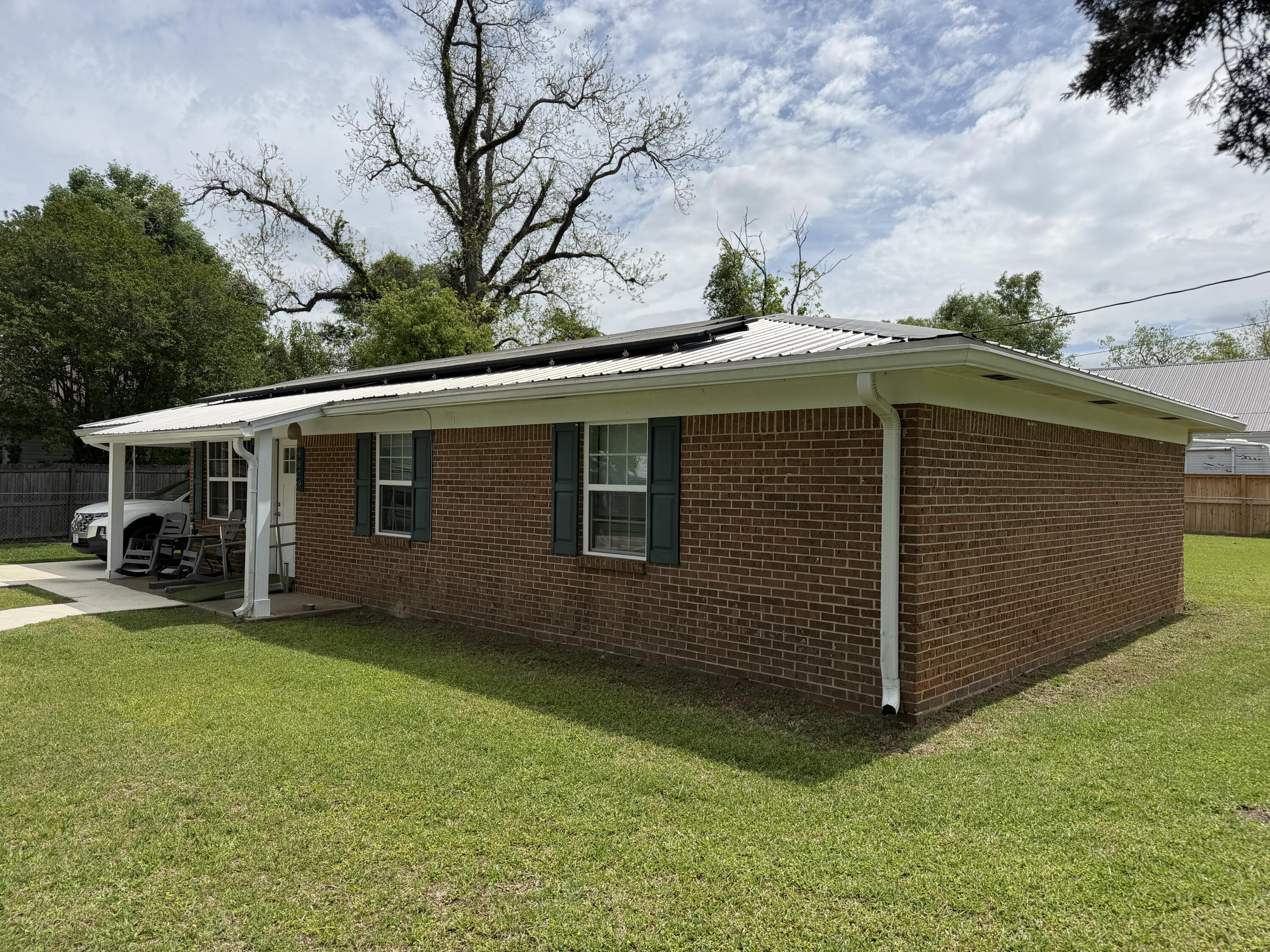 Residential in Marianna 5