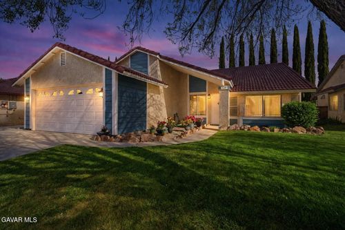 3329 W Avenue J3, Lancaster, CA, 93536-6186 | Card Image