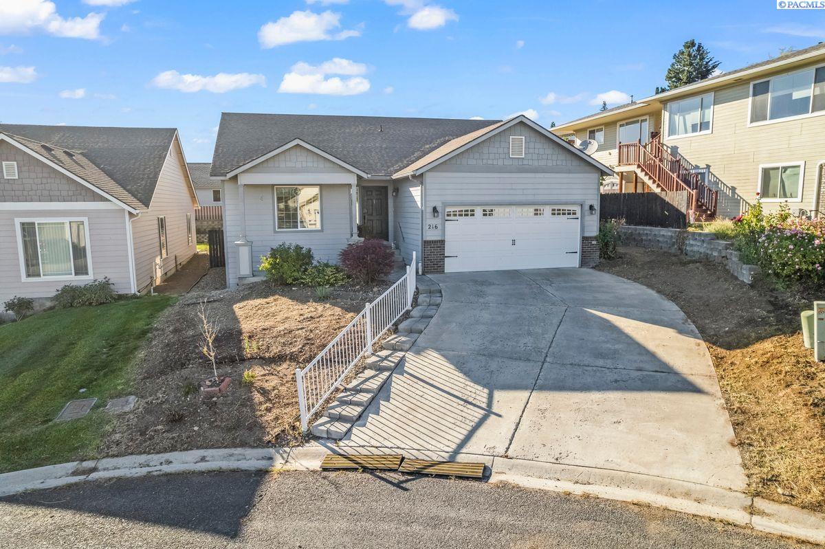 78th Ave, Yakima, WA 98908