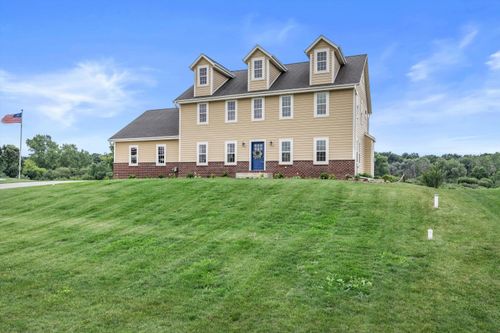 N94W25549 Norwauk Rd, Colgate, WI, 53017-9675 | Card Image