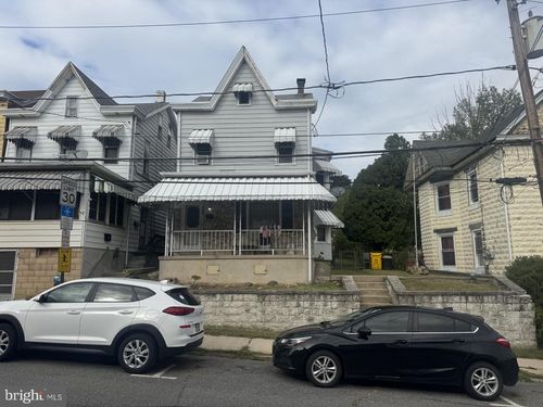 409 Saint John St, SCHUYLKILL HAVEN, PA, 17972-1619 | Card Image