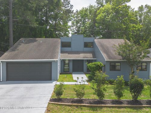 8818 Hana Pl, Diamondhead, MS, 39525-3609 | Card Image